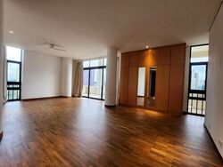 The Colonnade (D10), Condominium #586677901